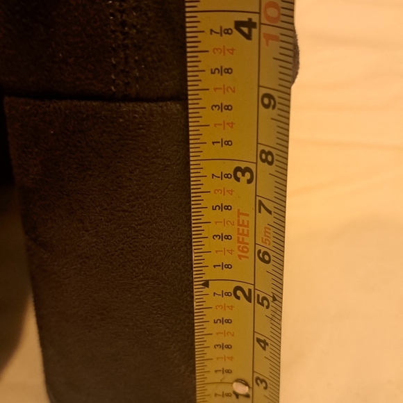 Boots - Picture 5 of 5